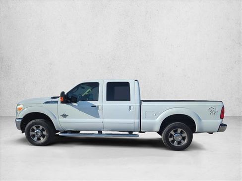 Used 2011 Ford F250 Lariat w/ Lariat Interior Pkg AWD/4WD image 5