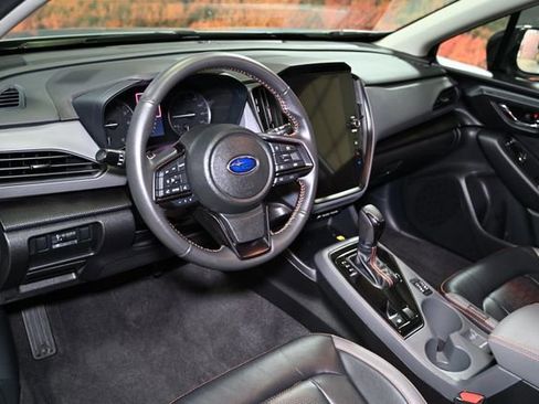 Used 2024 Subaru Crosstrek 2.5i Limited w/ Crosstrek Mirror Package image 21