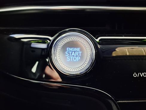 Certified 2025 Genesis G80 3.5T Sport image 23