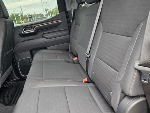 Used 2025 Chevrolet Silverado 1500 LT AWD/4WD image 20
