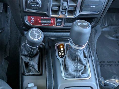 New 2026 Jeep Gladiator Sport AWD/4WD image 14
