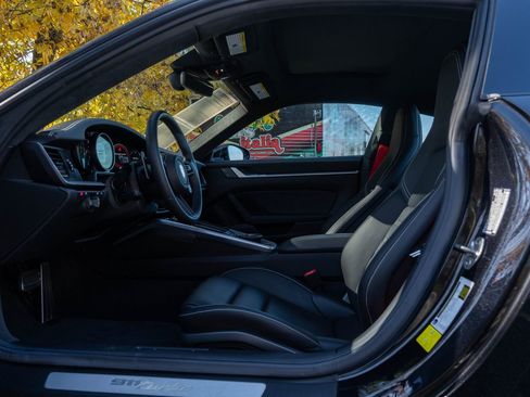 Certified 2023 Porsche 911 Turbo image 24