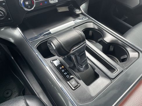 Used 2021 Ford F150 Lariat w/ Max Trailer Tow Package image 19