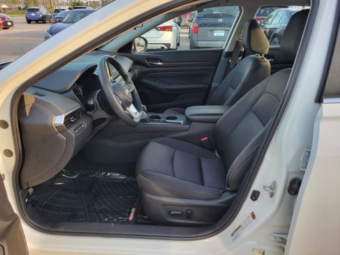 Used 2020 Nissan Altima 2.5 S FWD image 17