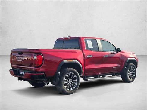 Used 2023 GMC Canyon Denali image 5