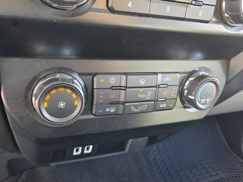 Used 2019 Ford F150 XLT w/ Equipment Group 302A Luxury AWD/4WD image 20