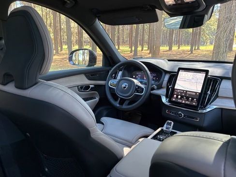 New 2026 Volvo XC90 B6 Ultra w/ Protection Package Premier AWD/4WD image 26