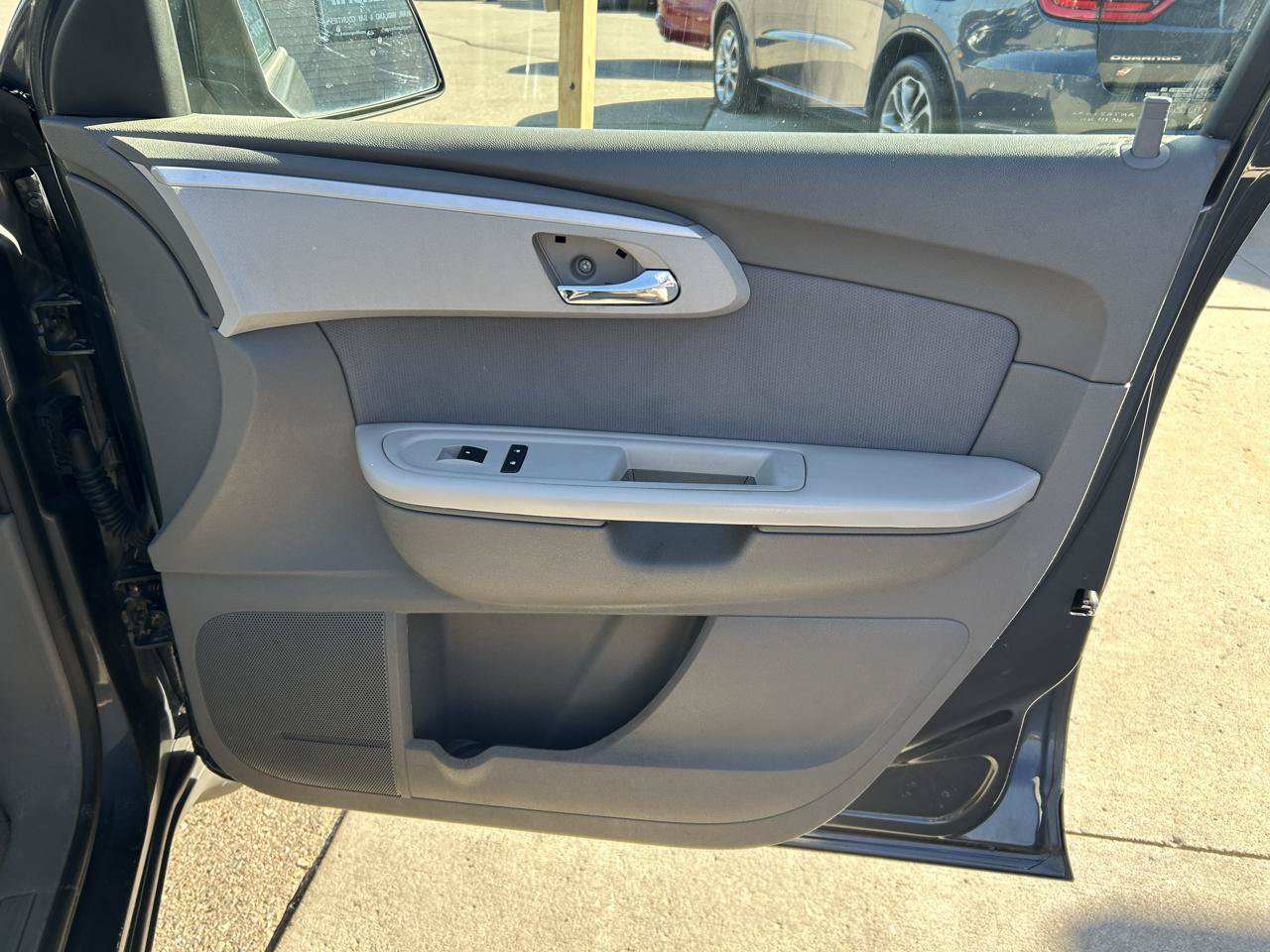 Used 2012 Chevrolet Traverse LS AWD/4WD image 17