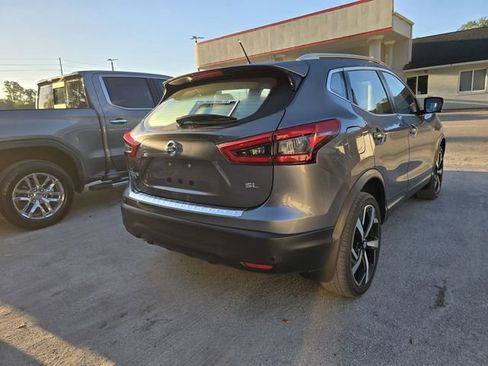 Used 2022 Nissan Rogue Sport SL FWD image 9