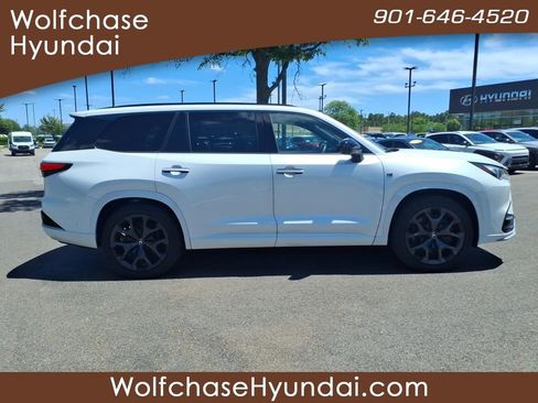 Used 2024 Lexus TX 500h AWD w/ Technology Package image 6