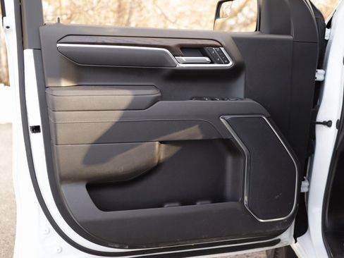 Used 2025 GMC Sierra 1500 SLT image 23