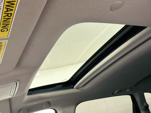 Used 2025 Honda CR-V EX-L image 25