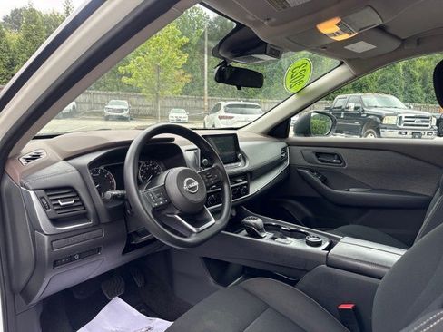 Used 2023 Nissan Rogue S AWD/4WD image 12