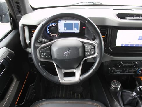 Used 2022 Ford Bronco Badlands AWD/4WD image 12