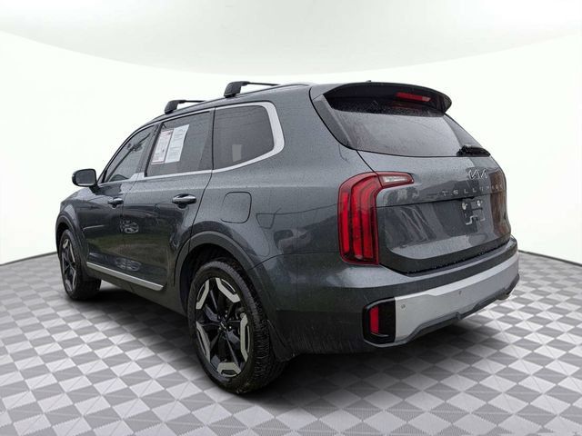 Used 2023 Kia Telluride S w/ S Sunroof Package FWD image 5