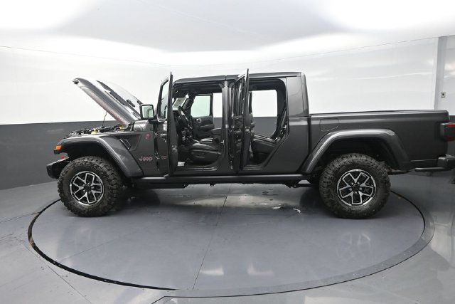 New 2026 Jeep Gladiator Rubicon AWD/4WD image 31