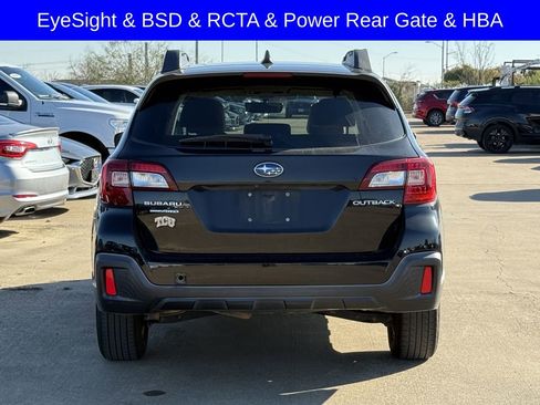Used 2018 Subaru Outback 2.5i Premium image 5