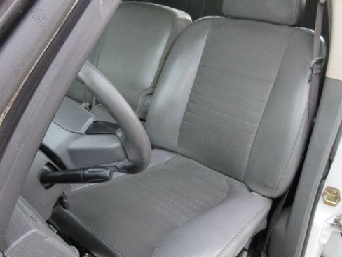Used 2007 Dodge Ram 2500 Truck ST RWD image 11