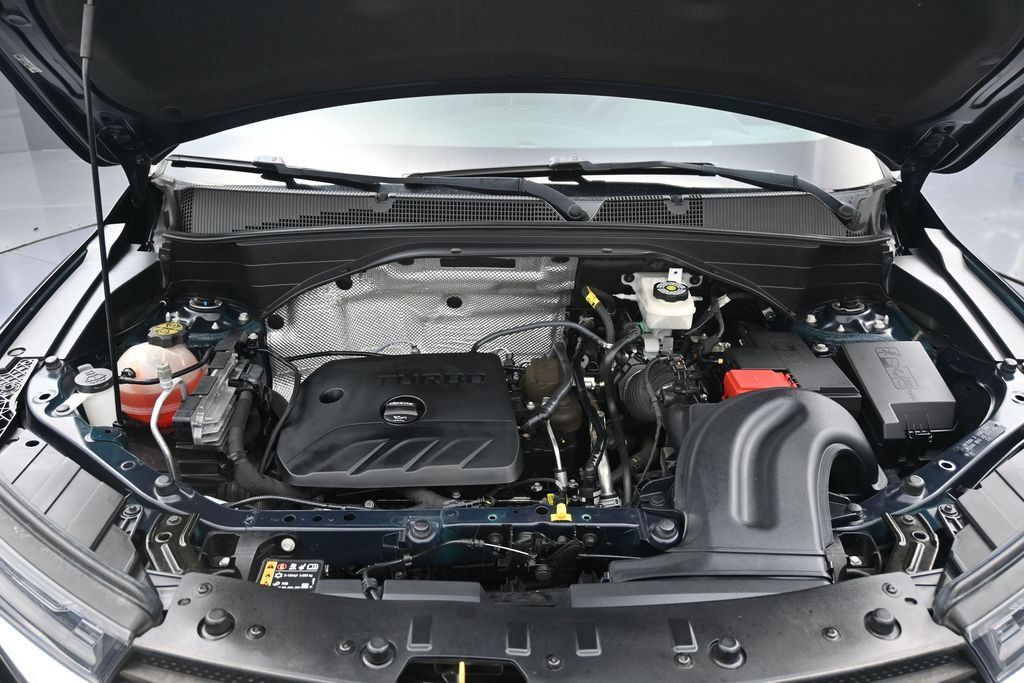 Used 2021 Chevrolet TrailBlazer LT w/ Convenience Package FWD image 12