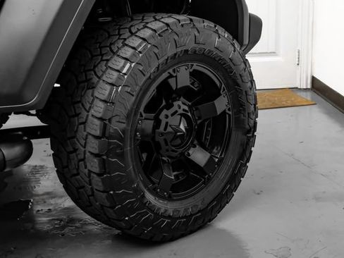 Used 2019 Jeep Wrangler Sport AWD/4WD image 59