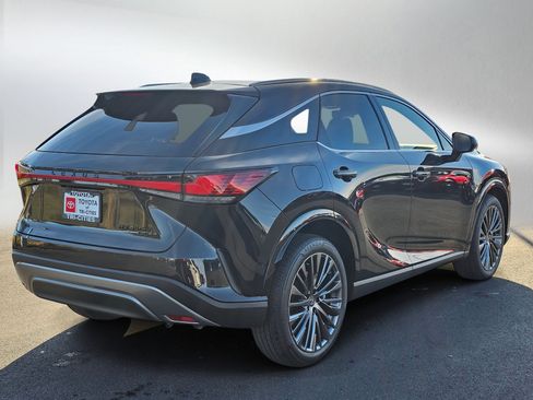 Used 2026 Lexus RX 450h Luxury w/ Convenience Package image 5