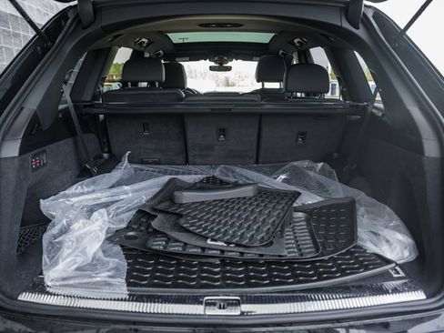 Used 2024 Audi Q7 2.0T Premium image 10