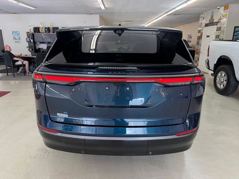 Used 2024 Jeep Wagoneer Launch Edition image 31