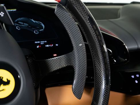 Used 2025 Ferrari Purosangue AWD/4WD image 28