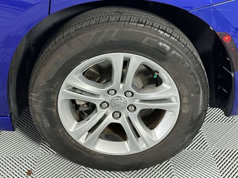 Used 2021 Dodge Charger SXT RWD image 10
