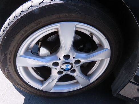 Used 2012 BMW 128i Convertible RWD image 15
