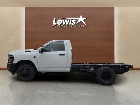 New 2026 RAM 3500 Tradesman image 3