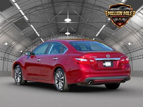 Used 2017 Nissan Altima 2.5 SV FWD image 10