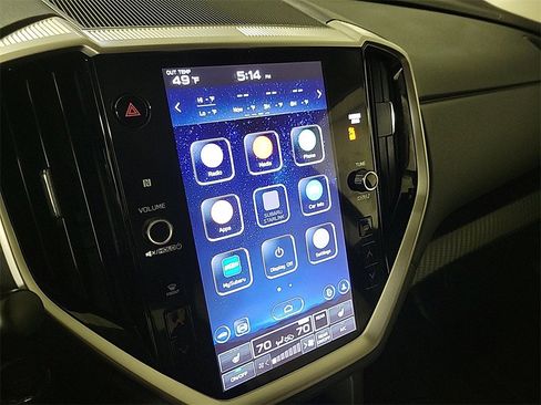 Used 2024 Subaru Ascent Premium w/ Convenience Package image 17