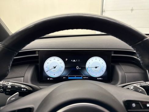 Used 2022 Hyundai Santa Cruz Limited AWD/4WD image 16