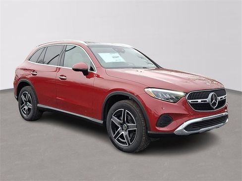 New 2026 Mercedes-Benz GLC 300 4MATIC image 3