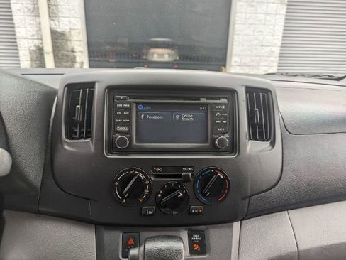 Used 2019 Nissan NV200 SV w/ Navigation Package image 21