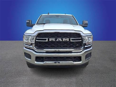 Used 2024 RAM 2500 Tradesman w/ Chrome Appearance Group image 2