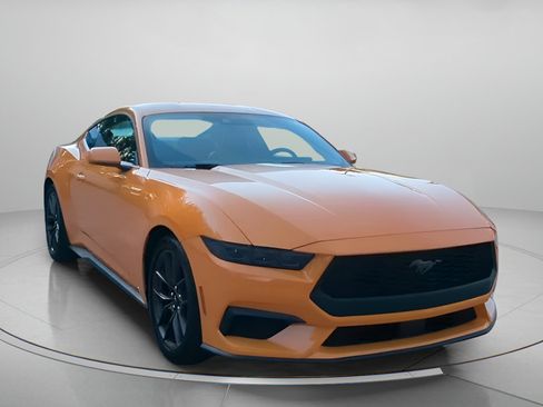 Certified 2026 Ford Mustang Coupe RWD image 4