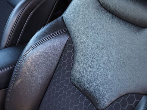 Used 2021 Jeep Compass Latitude image 21