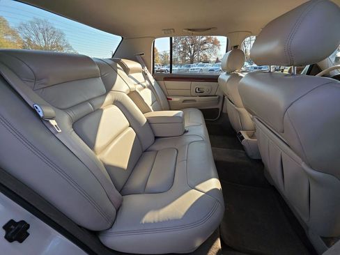 Used 1998 Cadillac De Ville image 7