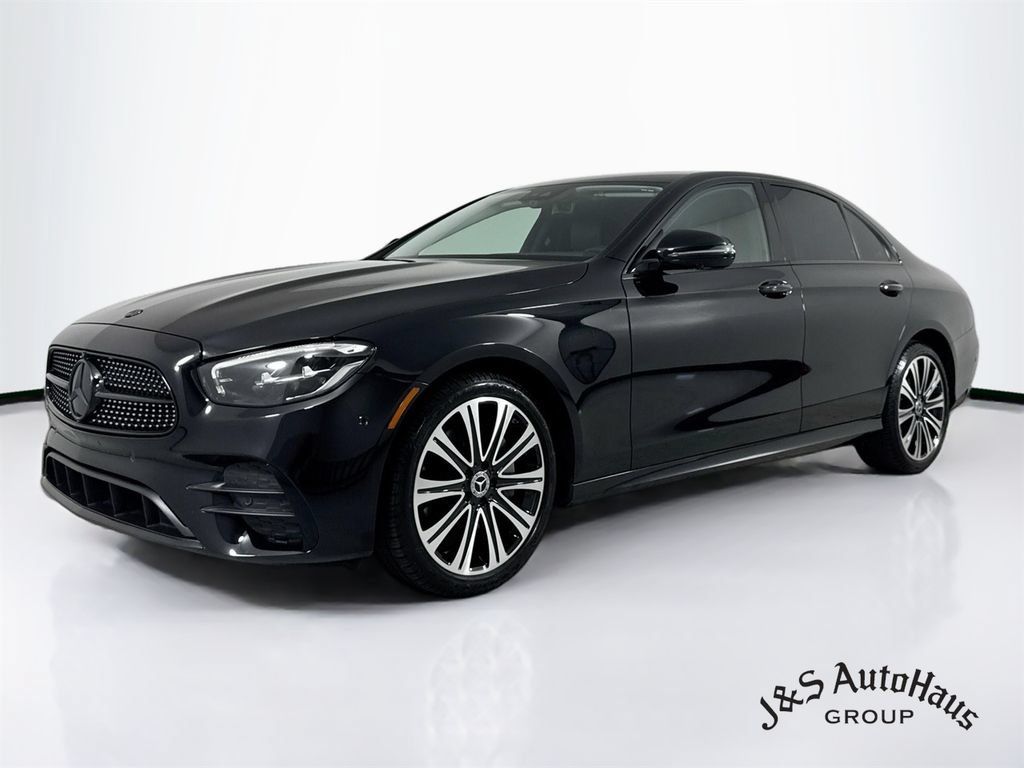 Used 2023 Mercedes-Benz E 350 4MATIC Sedan image 3