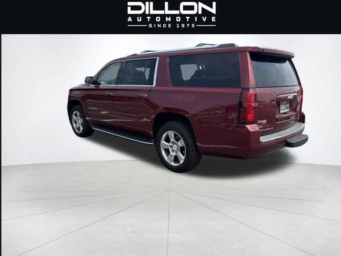 Used 2017 Chevrolet Suburban Premier AWD/4WD image 3