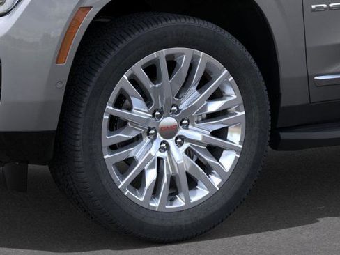 New 2026 GMC Yukon XL Denali image 9