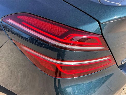 Used 2025 Genesis G70 2.5T image 23