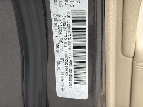 Used 2019 Jeep Grand Cherokee Laredo RWD image 31