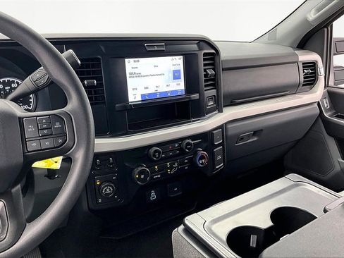 Used 2025 Ford F350 XLT w/ Tremor Off-Road Package image 6