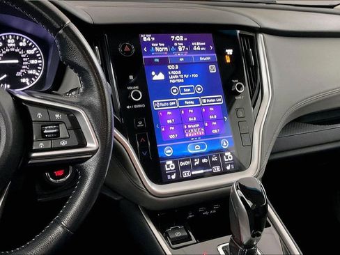 Used 2021 Subaru Outback Premium image 9