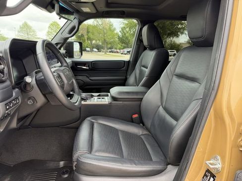 Used 2024 Toyota Land Cruiser image 27