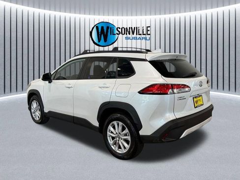 Used 2023 Toyota Corolla Cross LE w/ Moonroof Package AWD/4WD image 8