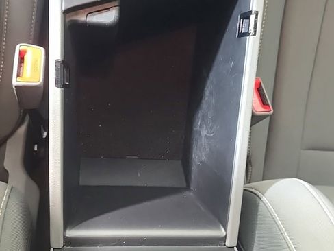 Used 2024 Hyundai Elantra SEL image 24